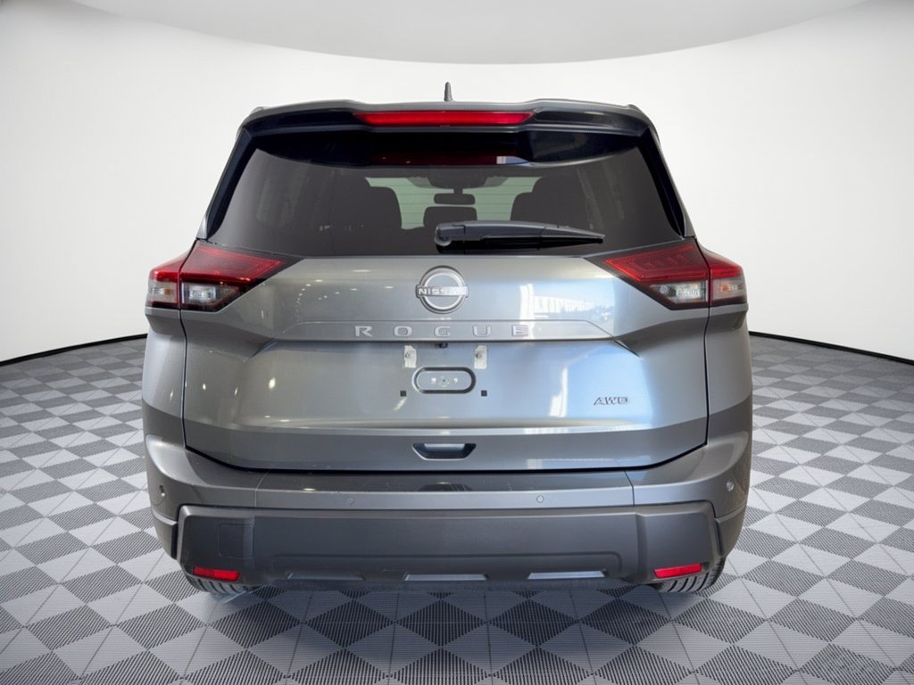 Used 2024 Nissan Rogue S AWD/4WD image 11