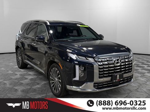 Used 2023 Hyundai Palisade Calligraphy w/ Cargo Package image 1