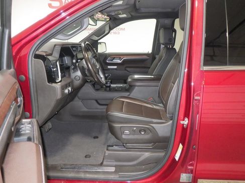 Used 2022 GMC Sierra 1500 Denali AWD/4WD image 8