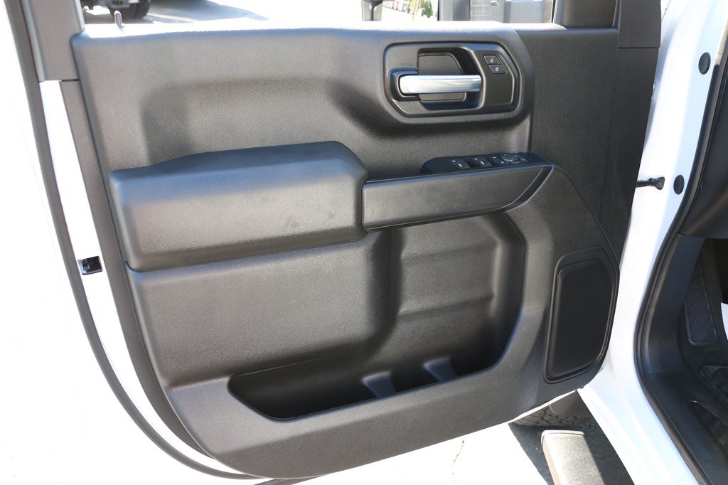Used 2025 Chevrolet Silverado 2500 Custom w/ Custom Value Package AWD/4WD image 32