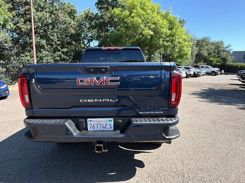 Used 2021 GMC Sierra 2500 Denali w/ Denali Ultimate Package AWD/4WD image 6