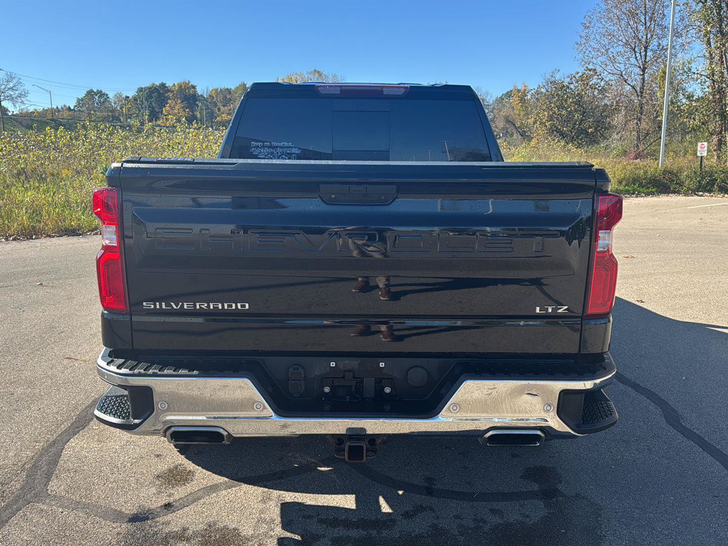 Used 2020 Chevrolet Silverado 1500 LTZ w/ LTZ Premium Package AWD/4WD image 4