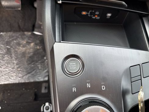 New 2026 Kia Sportage LX FWD image 28
