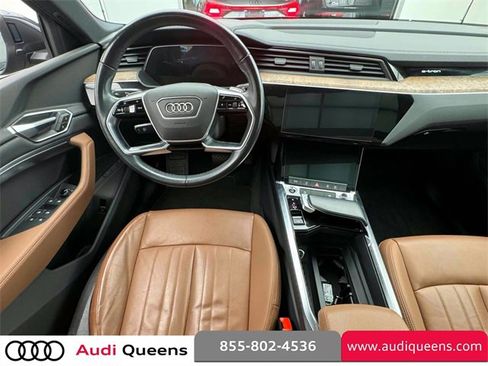 Certified 2021 Audi e-tron Premium image 11