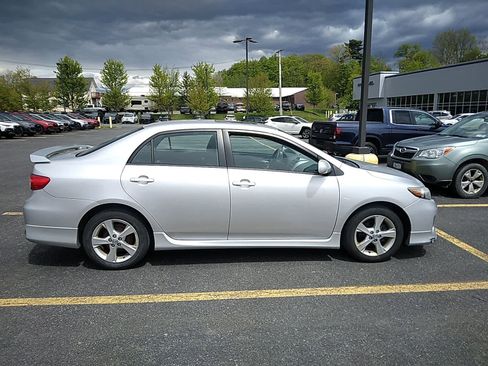 Used 2012 Toyota Corolla S FWD image 5