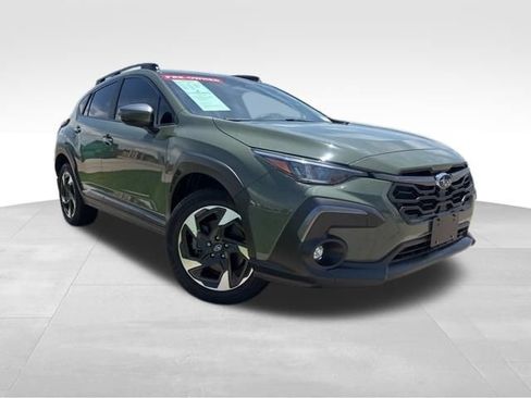 Used 2024 Subaru Crosstrek 2.5i Limited AWD/4WD image 2