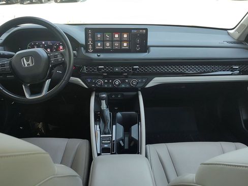 Used 2023 Honda Accord Touring image 23