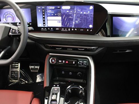New 2026 Audi SQ5 Prestige AWD/4WD image 22