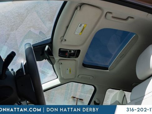 Used 2024 Hyundai Santa Fe Calligraphy image 18