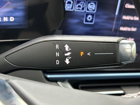 New 2026 Chevrolet Equinox EV LT image 25