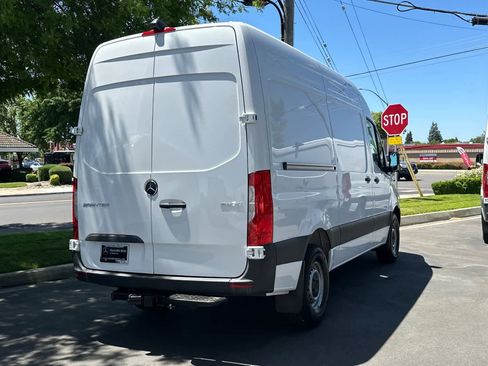 New 2025 Mercedes-Benz Sprinter 2500 image 3