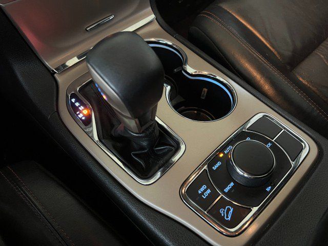 Used 2017 Jeep Grand Cherokee Limited 75th Anniversary AWD/4WD image 18