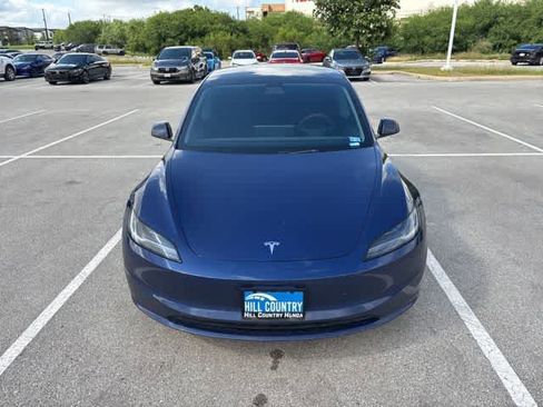 Used 2024 Tesla Model 3 Standard Range RWD image 8