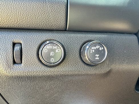 Used 2019 Chevrolet Colorado LT w/ LT Convenience Package image 37