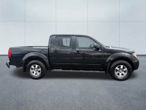 Used 2010 Nissan Frontier PRO-4X w/ Pro-4x Value Truck Pkg image 2