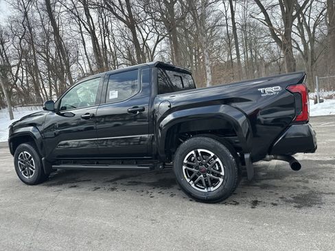 New 2026 Toyota Tacoma TRD Sport image 18