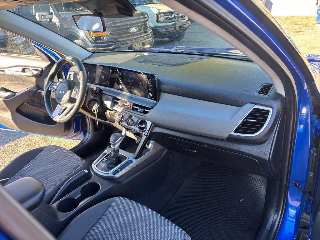 Used 2024 Kia Seltos LX AWD/4WD image 30