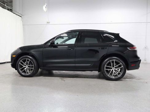 Certified 2026 Porsche Macan AWD/4WD image 2