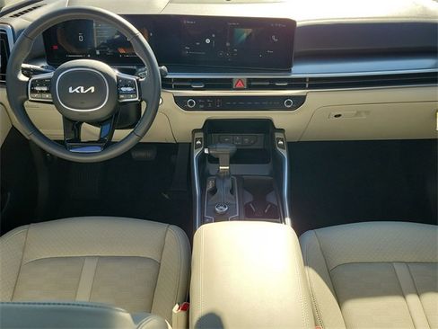 Certified 2024 Kia Sorento S w/ Panoramic Sunroof Package image 13