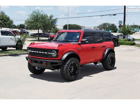 Used 2024 Ford Bronco Wildtrak AWD/4WD image 2