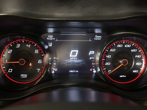 Used 2018 Dodge Charger R/T image 47