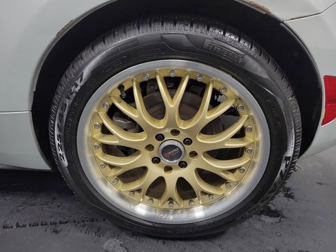 Used 2019 MAZDA MX-5 Miata Sport image 11