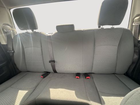 Used 2019 RAM 1500 Express RWD image 12