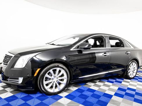 Used 2017 Cadillac XTS Luxury image 1