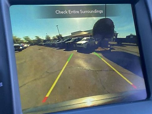 Used 2022 Chrysler 300 Touring w/ Sport Appearance Package image 10