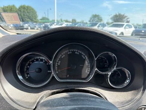 Used 2009 Pontiac G6 Sedan w/ Sport Package 2 FWD image 25