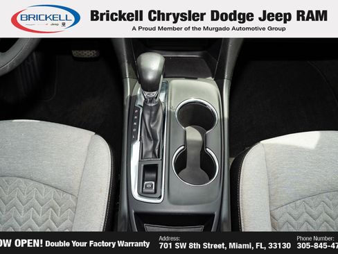 Used 2022 Chevrolet Equinox LS image 24