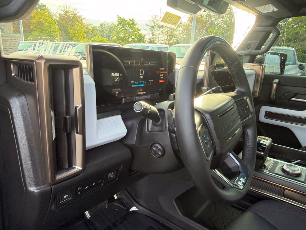 Used 2025 GMC Hummer EV 3X w/ LPO, Sport Package AWD/4WD image 21