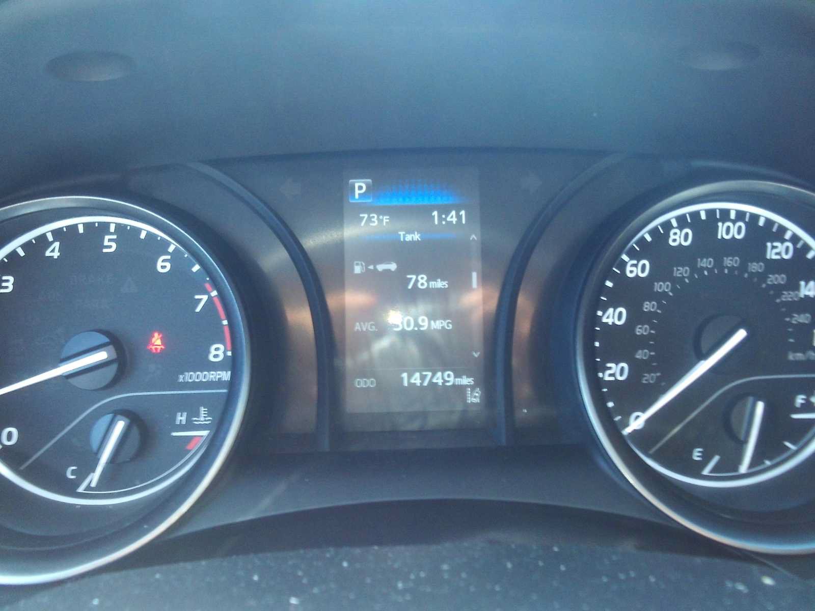 Used 2023 Toyota Camry SE w/ Protection Package (Q2) (TMS) FWD image 9