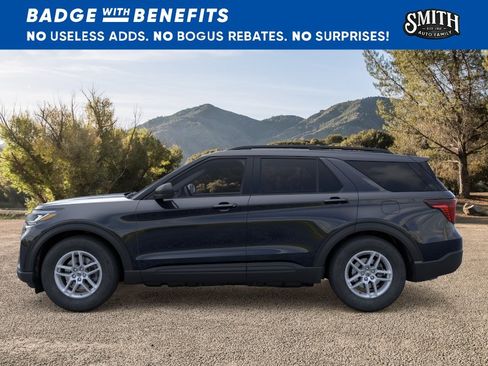 New 2026 Ford Explorer Active RWD image 4