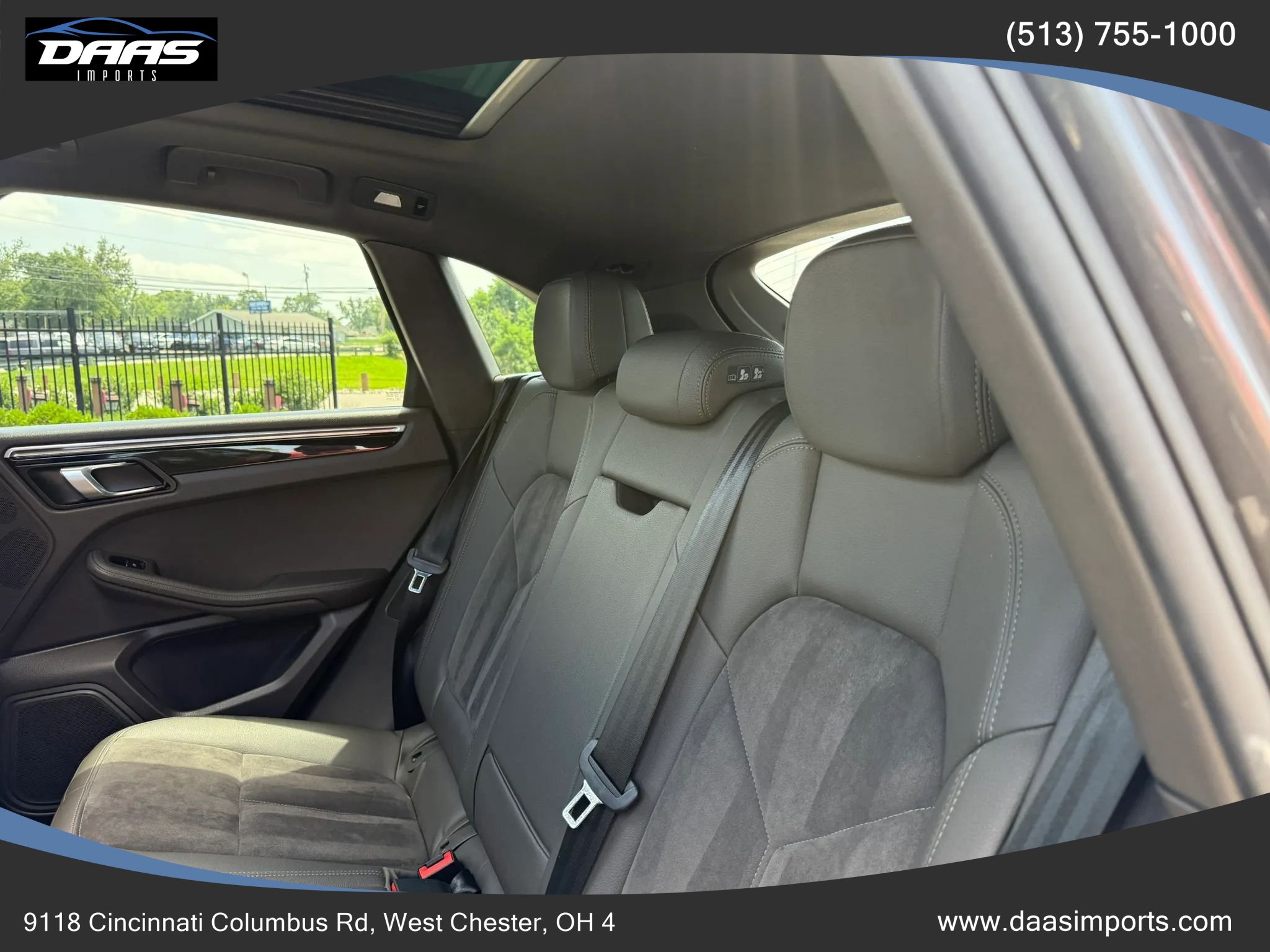 Used 2018 Porsche Macan AWD/4WD image 17