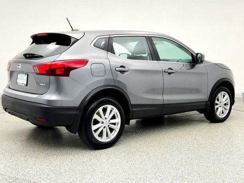 Used 2017 Nissan Rogue Sport S w/ S Appearance Package image 5