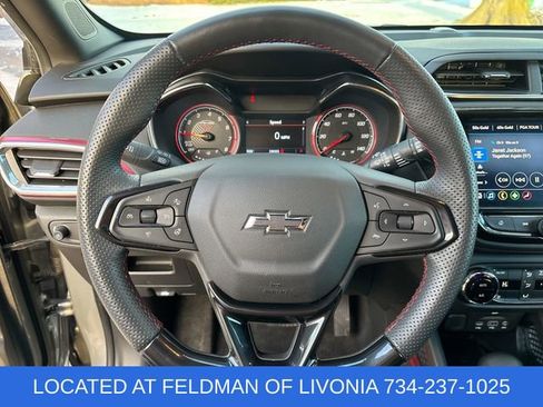 Used 2023 Chevrolet TrailBlazer RS w/ Technology Package image 11