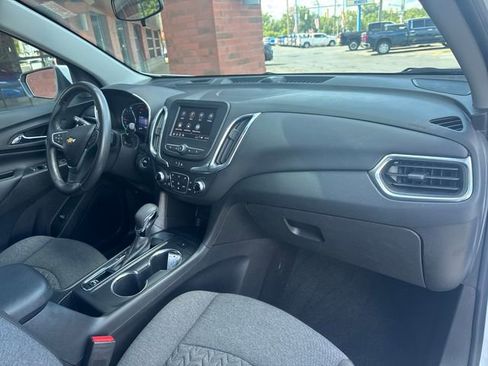 Used 2022 Chevrolet Equinox LT image 22