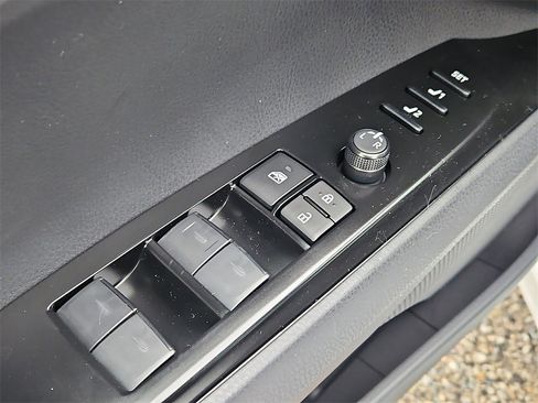 New 2026 Toyota Camry Hybrid image 20