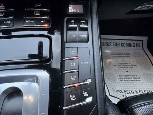 Used 2017 Porsche Cayenne Platinum Edition w/ Premium Package (PJV) image 20