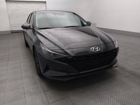 Used 2023 Hyundai Elantra Blue FWD image 14