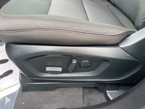 Used 2024 Ford Explorer XLT image 22