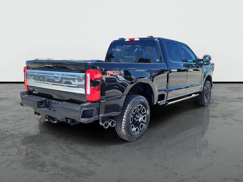 Used 2024 Ford F350 Platinum AWD/4WD image 2
