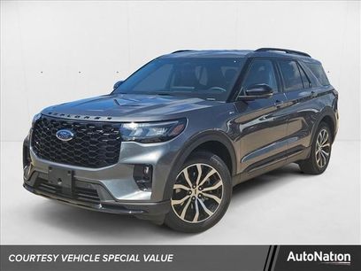 New 2025 Ford Explorer ST-Line w/ Premium Package
