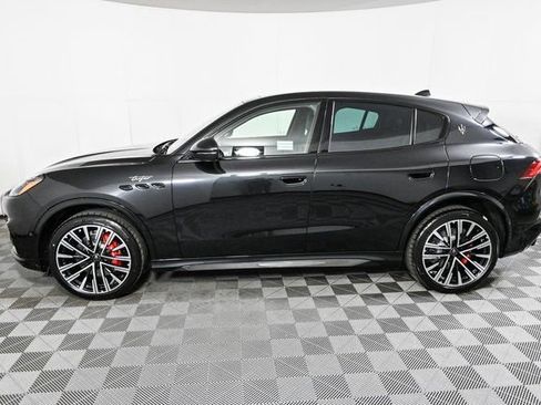 New 2025 Maserati Grecale Trofeo image 5