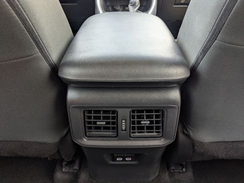 Used 2024 Toyota RAV4 XLE AWD/4WD image 24