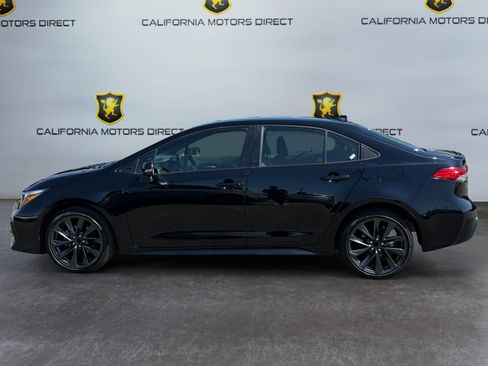 Used 2023 Toyota Corolla SE w/ SE Premium Package FWD image 2