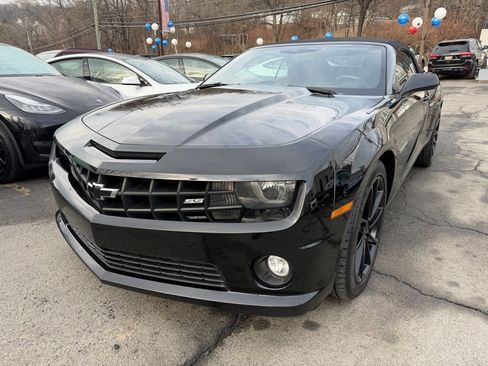 Used 2011 Chevrolet Camaro SS image 1
