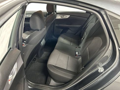 Certified 2023 Kia Forte LXS FWD image 19