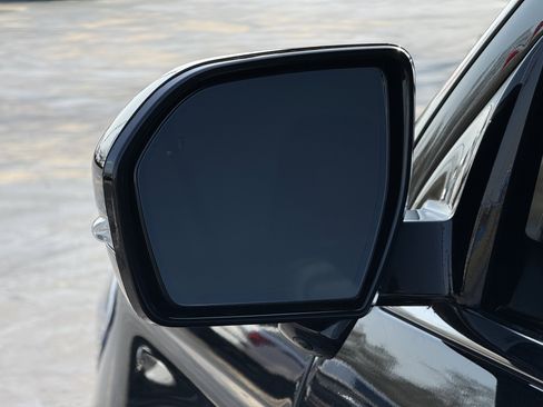 Used 2023 Ford Expedition Max Limited image 13